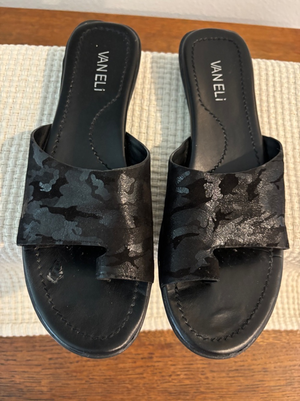 VANELI TALLIS TOE LOOP SANDAL